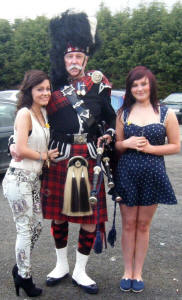 Ceilidh and pal with Jim outside Easthouse Miners Club 